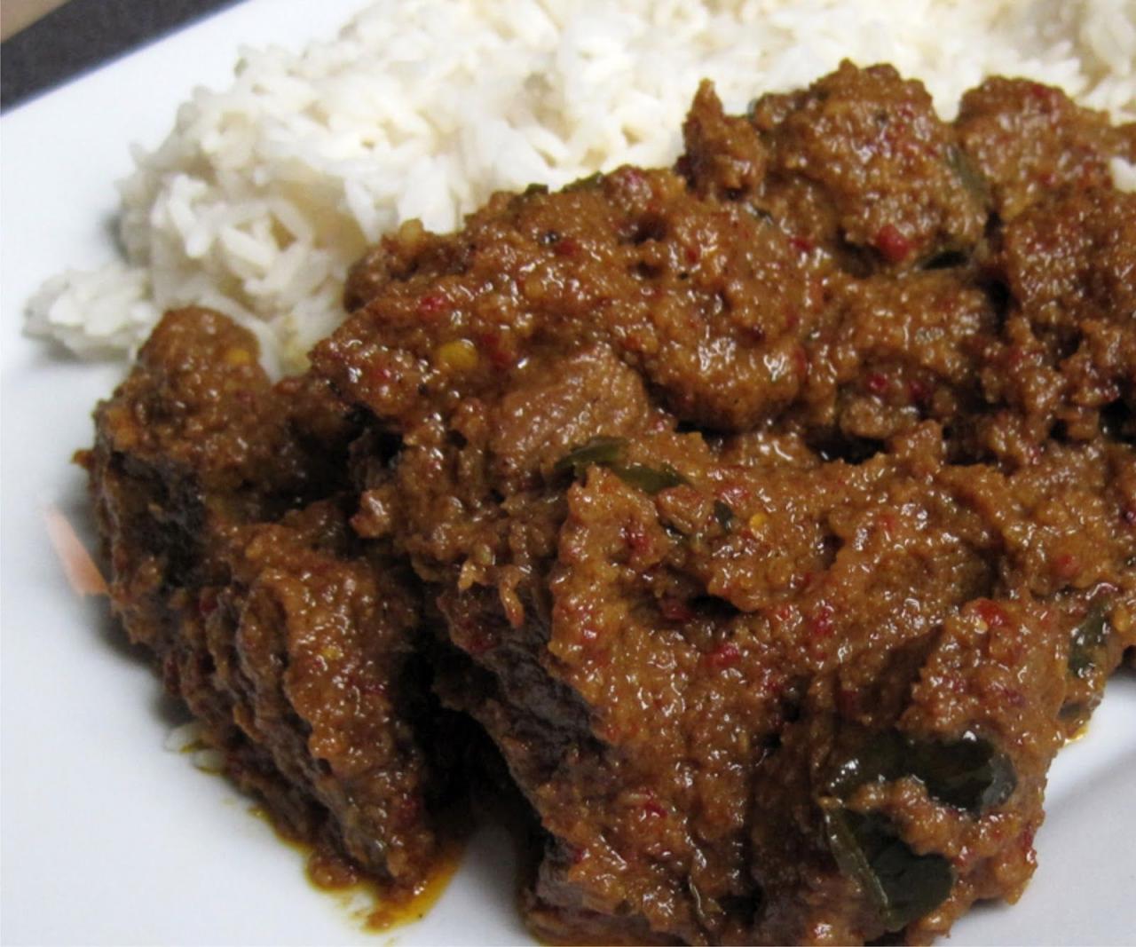 Rendang got know its things name other versions beef either chicken most coconut filepic herbs alongside spices milk used
