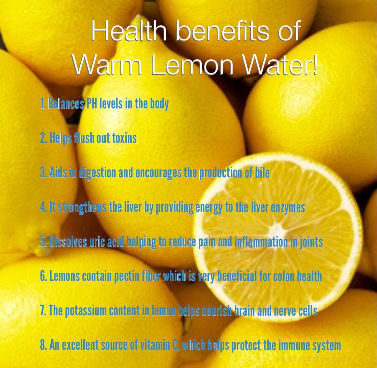 Manfaat air lemon hangat