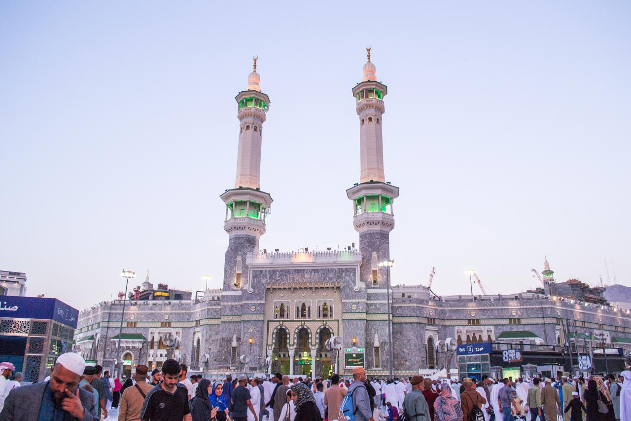 Haji naik makkah merdeka umrah berhaji tutup pendaftaran besok sementara kemenag arab izinkan kembali warga wni pakai paspor kemenlu ratusan